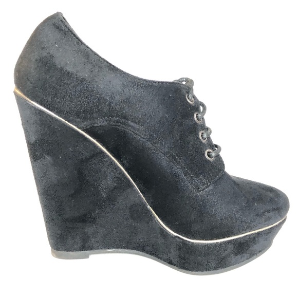 Woman’s suede black lace up platform wedge shoes size 6 - Picture 2 of 15